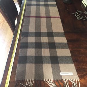 Burberry cashmere scarf